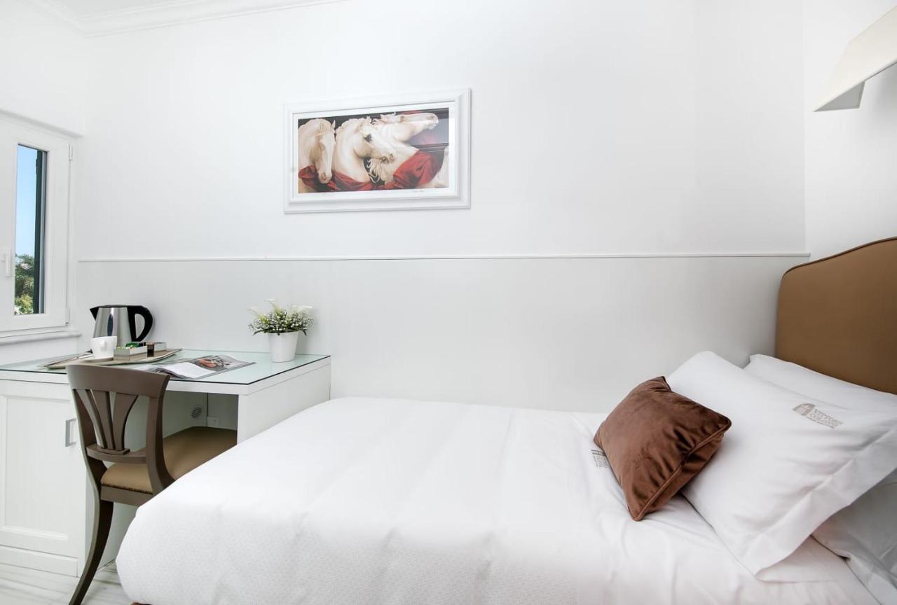 Vittoria Colonna Luxury B&B イスキア島 エクステリア 写真